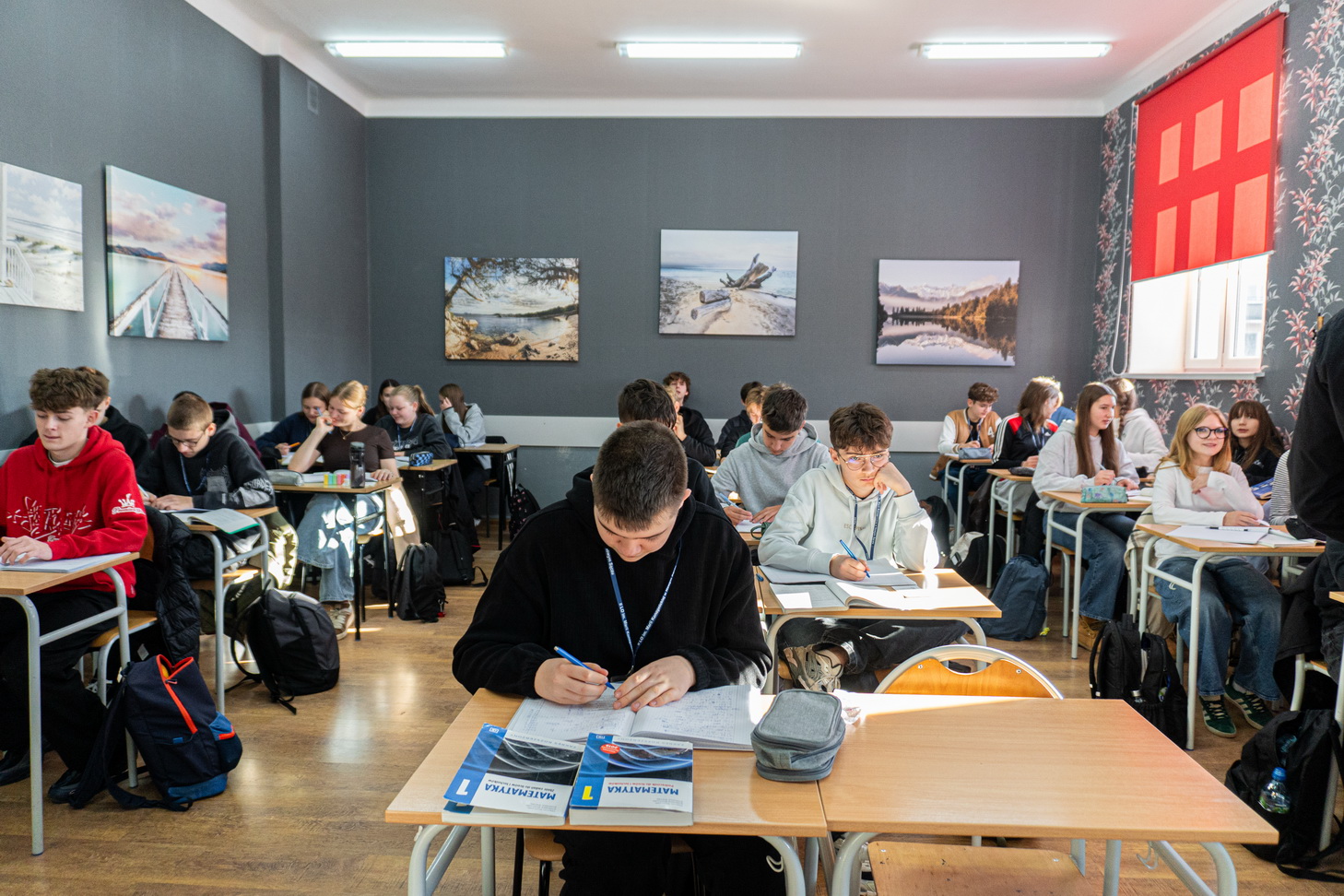 Zdjęcie 06.11.2025 Wybory (8 z 31)2b522d78-08d6-4682-810e-1c1fc14e6053.jpg w galerii Wybory do Samorządu Uczniowskiego